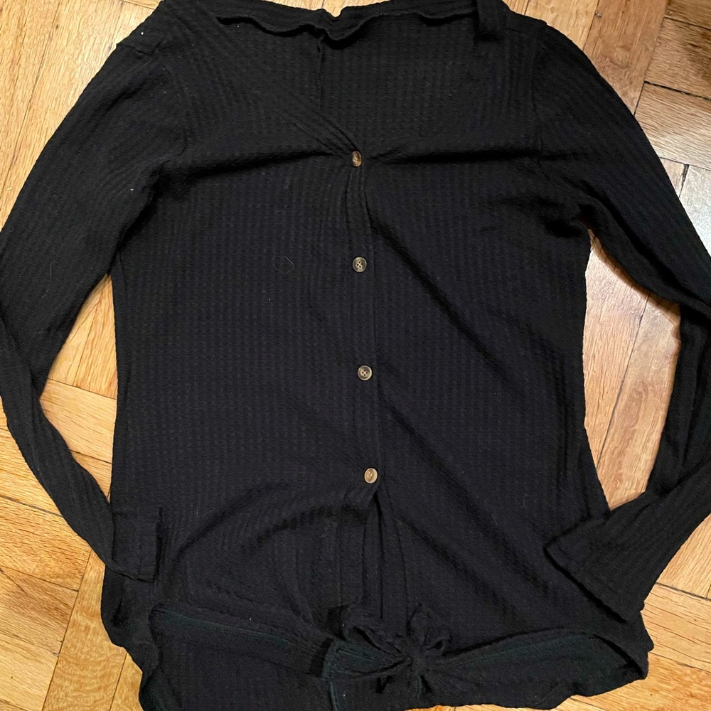 Black button thermal shirt with tie at bottom